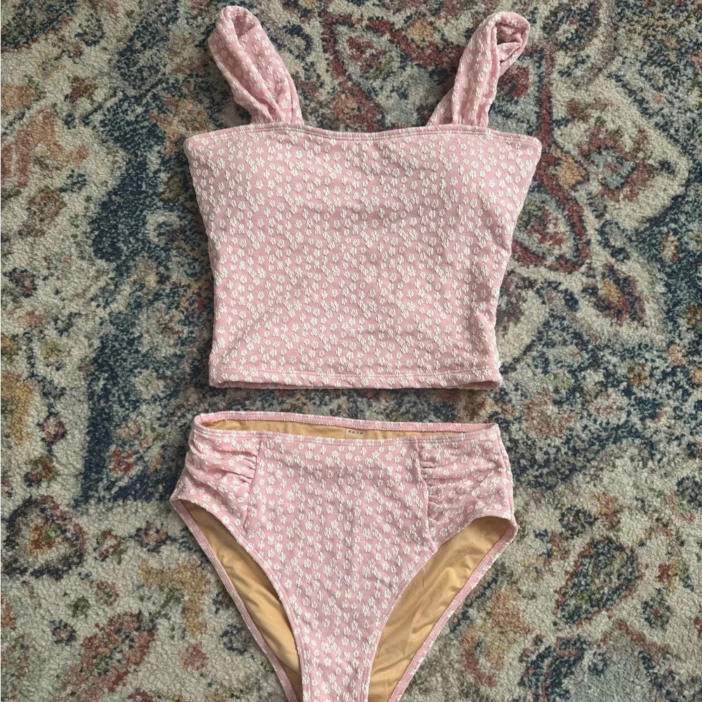 Chic Pink Patterned Bikini Set - Picture 2 of 2
